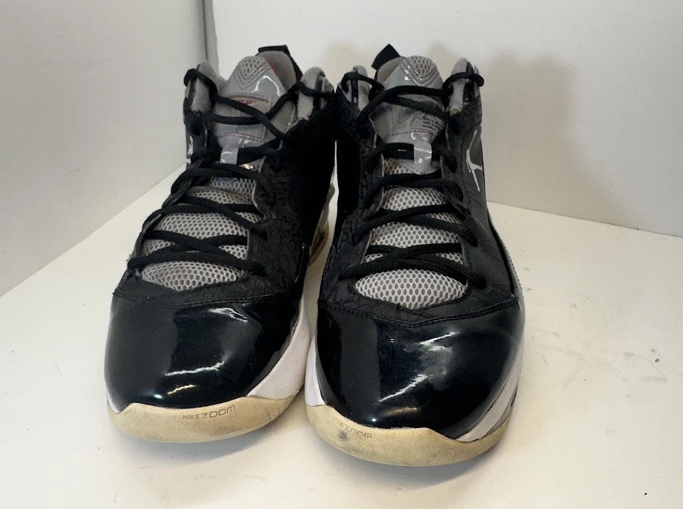 Jordan Melo M8 - Negro - Blanco - Rojo Universitario | Air Jordan III Talla 11.5 Foto 4 de 4