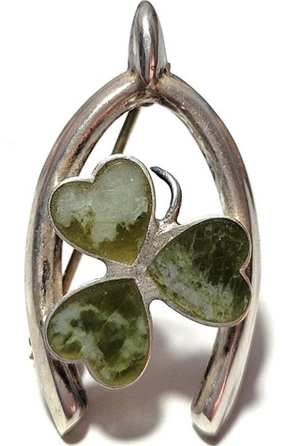 *VINTAGE *SASANA* STERLING SILVER VICTORIAN CLOVER JADE WISHBONE PIN #WA479 - Picture 1 of 5
