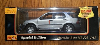 Vintage Rare Collectible Maisto 1:18 Mercedes-Benz ML 320 1997