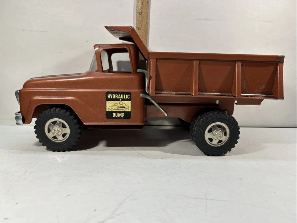 1961 Tonka Hydraulic Dump Truck - Image 3 of 4