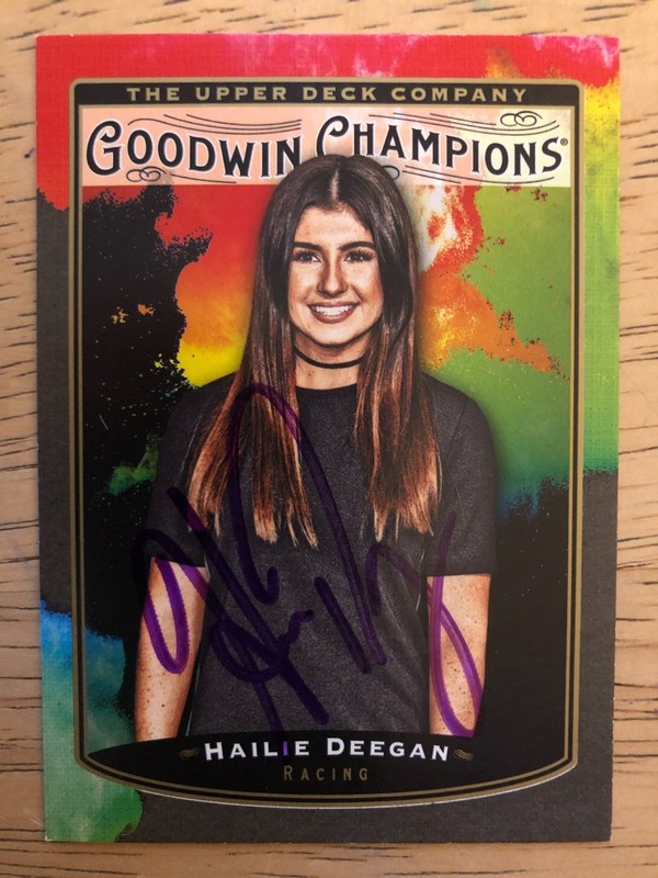 HAILIE DEEGAN AUTOGRAPHED 2019 UPPER DECK GOODWIN CHAMPIONS #117 SPLASH OF COLOR