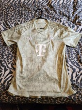 Bayern Munich 2023/2024 Matthaus Germany Oktoberfest Soccer Jersey Size M