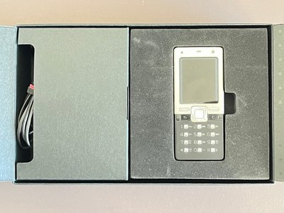 Sony Ericsson T650i - Silber-Schwarz, mit Originalverpackung