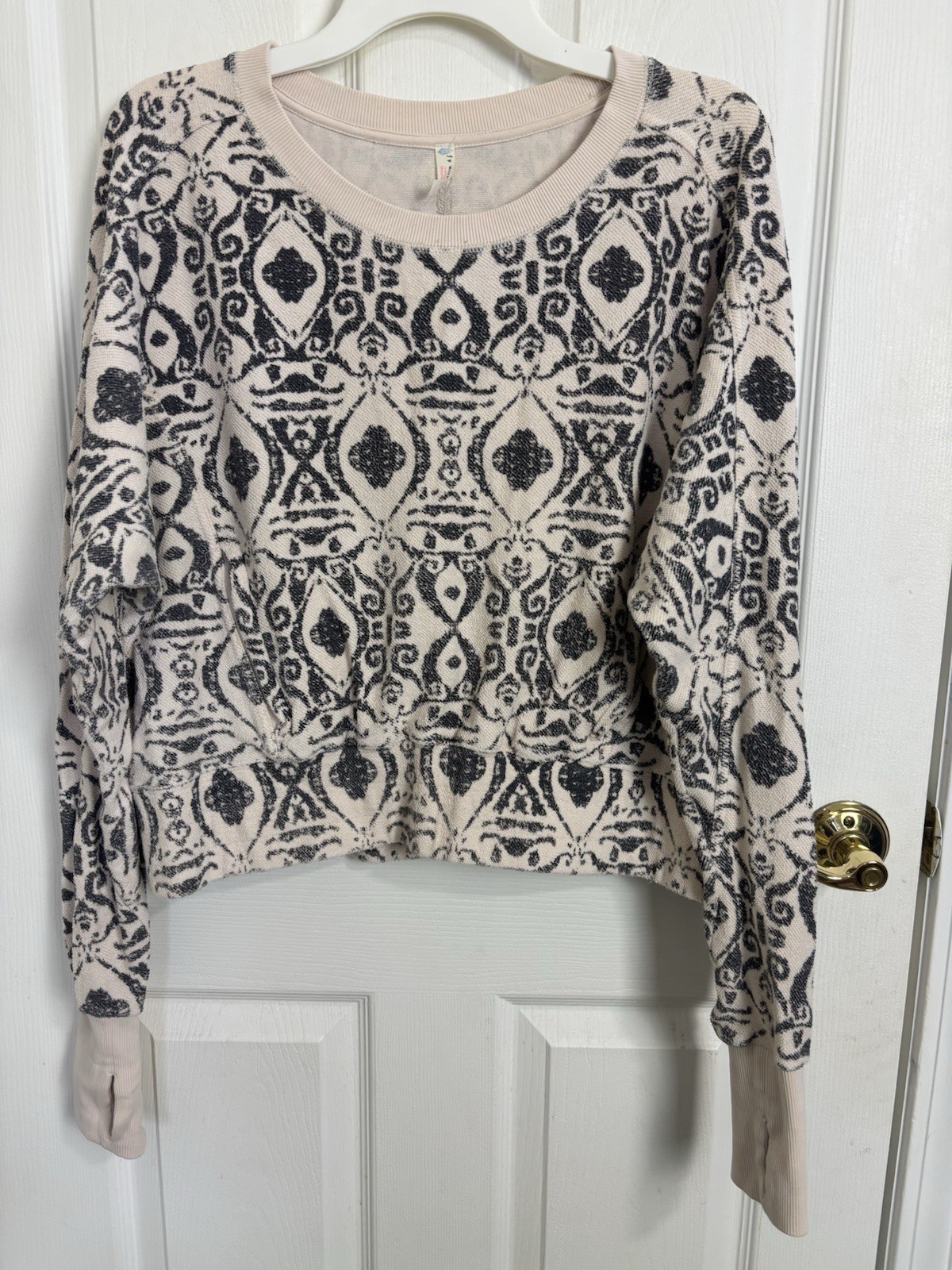 FP Movement  Geometric Cropped Pullover Pockets T… - image 1