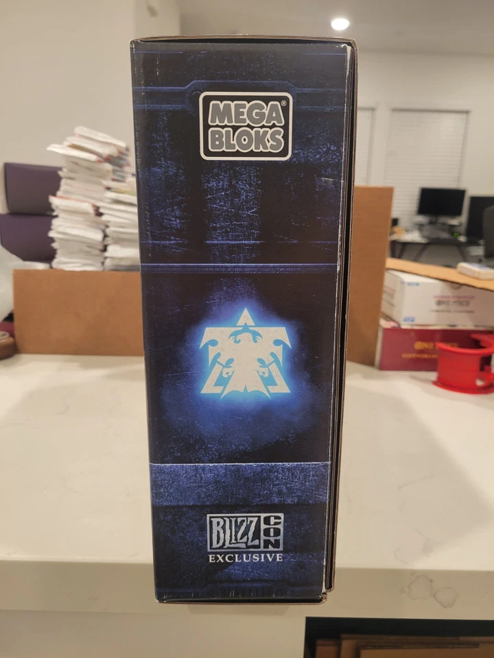 Mega Bloks - Starcraft II Battlecruiser - 2011 Blizzcon Exclusive #0753/3000 - Image 4 of 4