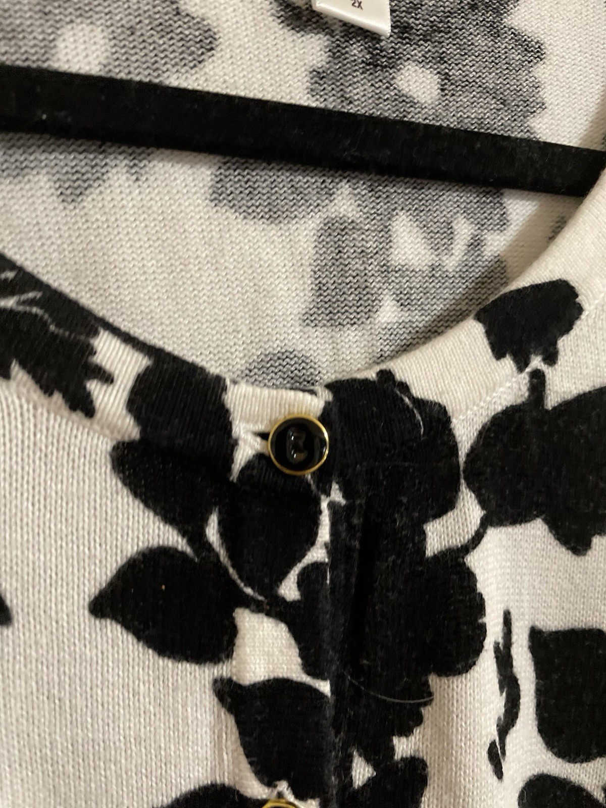 Woman’s Basic Edition White and Black Button Down… - image 2