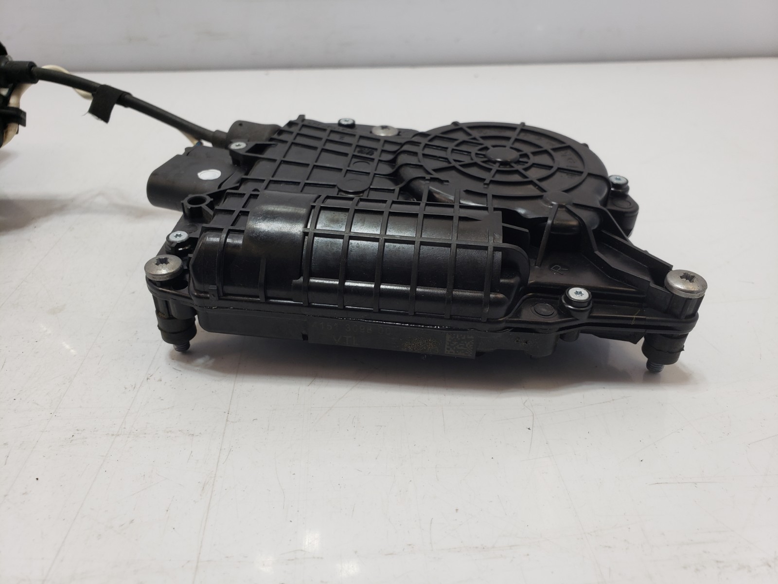 ✅ 10-14 OEM Rolls-Royce Ghost RR4 Front Left Driver Door Lock Latch Actuator
