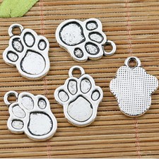 10pcs Tibetan silver footprint charm pendants EF1344