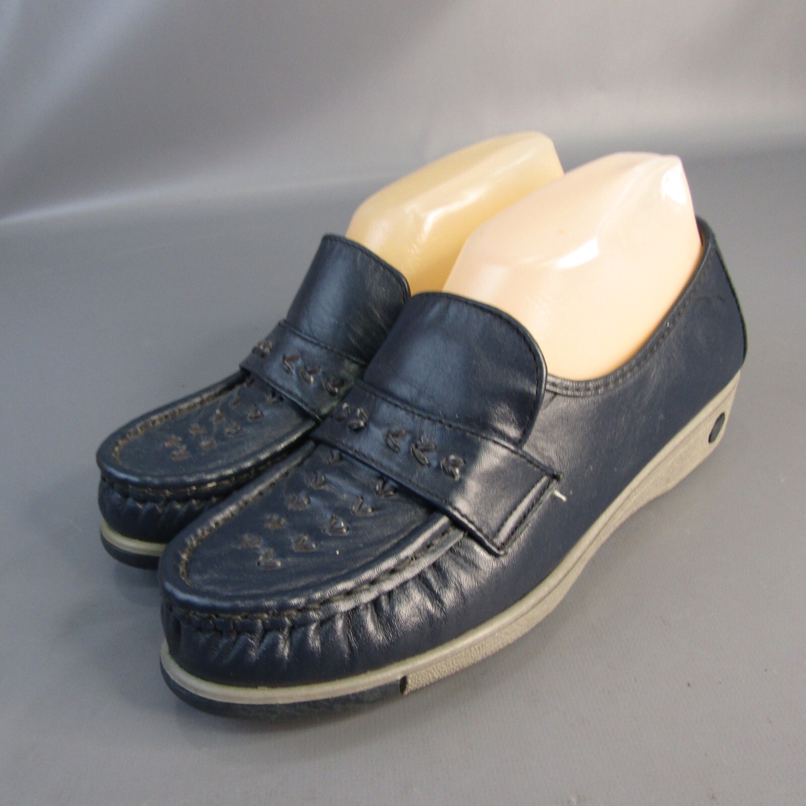 Mocassins Vintage Guilmox Thunderbird Perles - Taille 9.5 Femme, Cuir Beige, Occasion