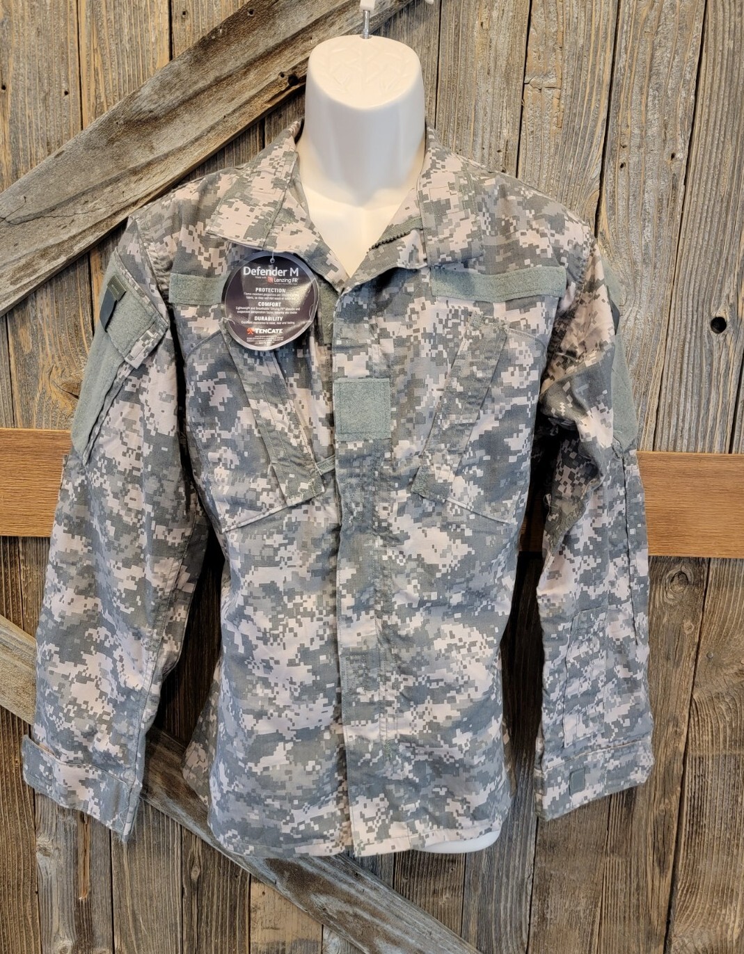 Tencate NWT Defender M Digital Camo Army Military Flame Resistant Jacket SMALL