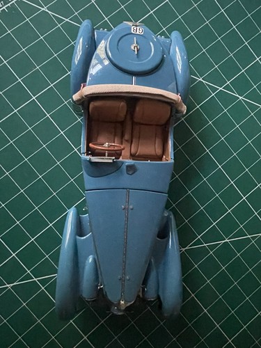 CMC Bugatti 57SC Corsica Roadster 1938 Sport Version - Limited Edition (No 433) - Picture 16 of 22