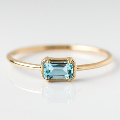 Octagun Blue topaz Esmé Ring In 14k Yellow Gold Plated