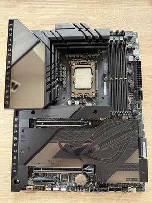 ROG Maximus Z790 Dark Hero mit CPU