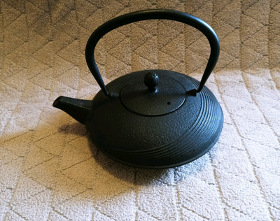 Vintage 4 PC. Iron Teapot.  Salus Nambu Ironwear.  Beautiful Teapot. Japan