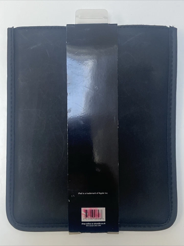 WHSmith 7.5” iPad Sleeve An Elegant iPad or Tablet Sleeve With A Pull Strap - Image 2 of 2