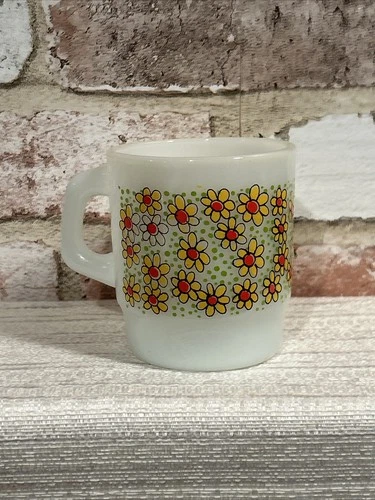 Vintage Fire King Anchor Hocking Yellow Orange Tiny Daisy Flowers Mug