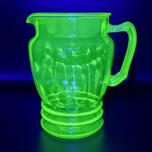 URANIUM Anchor Hocking 1930s Depression Glass Large Pitcher Grape Etched GLOWS