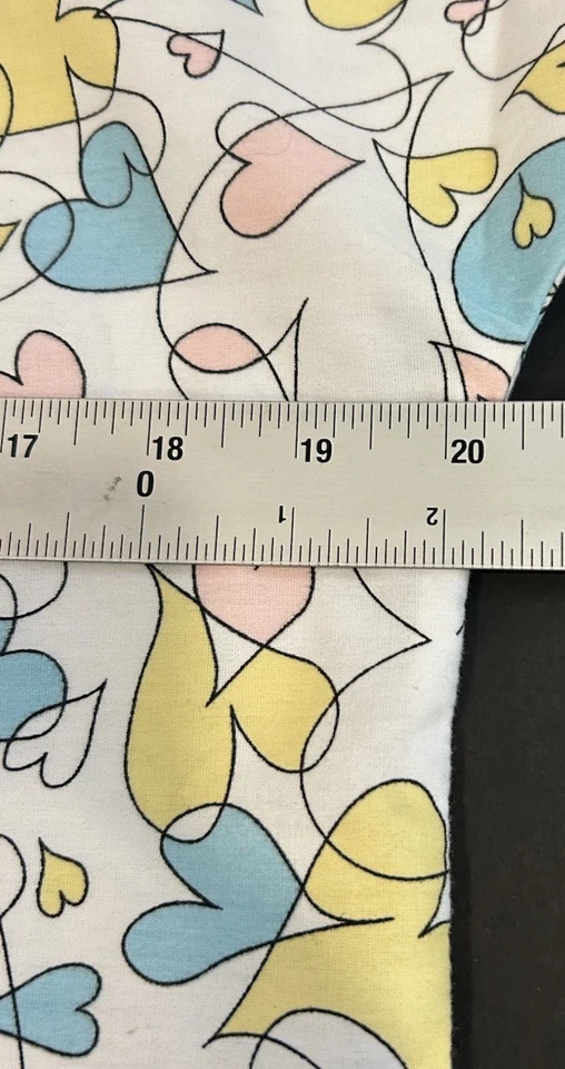 Medical Apparel EWC Scrub Sz MED Shirt White w/ Hearts Snap ER Nurse Vet Doctor - Image 4 of 4