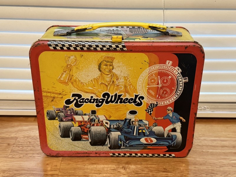 Rare 1977 Thermos RACING WHEELS Vintage Metal Lunchbox ,Rare Find