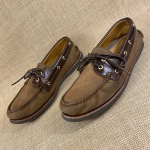 mens deck shoes size 12