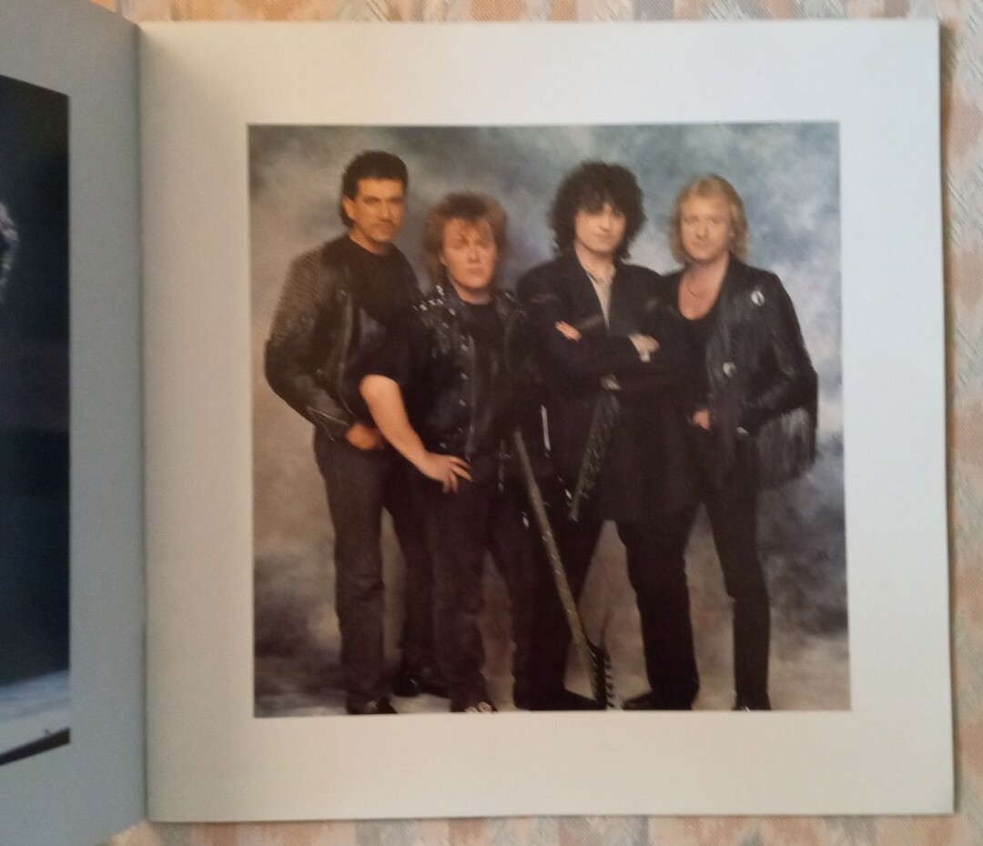 Picture 3 of 4