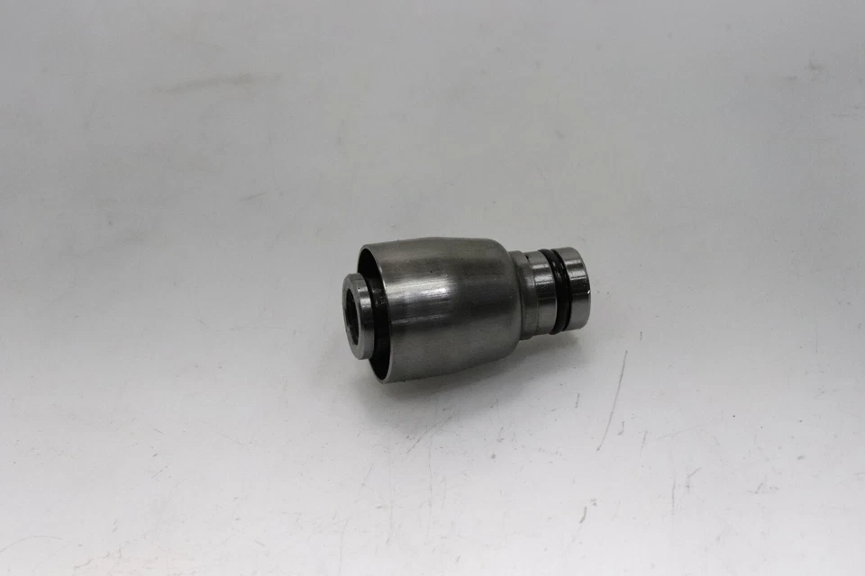 2005 HONDA CBR1000RR КЛАПАН СБРОСА ДАВЛЕНИЯ МАСЛА ДВИГАТЕЛЯ - Изображение 2 из 4