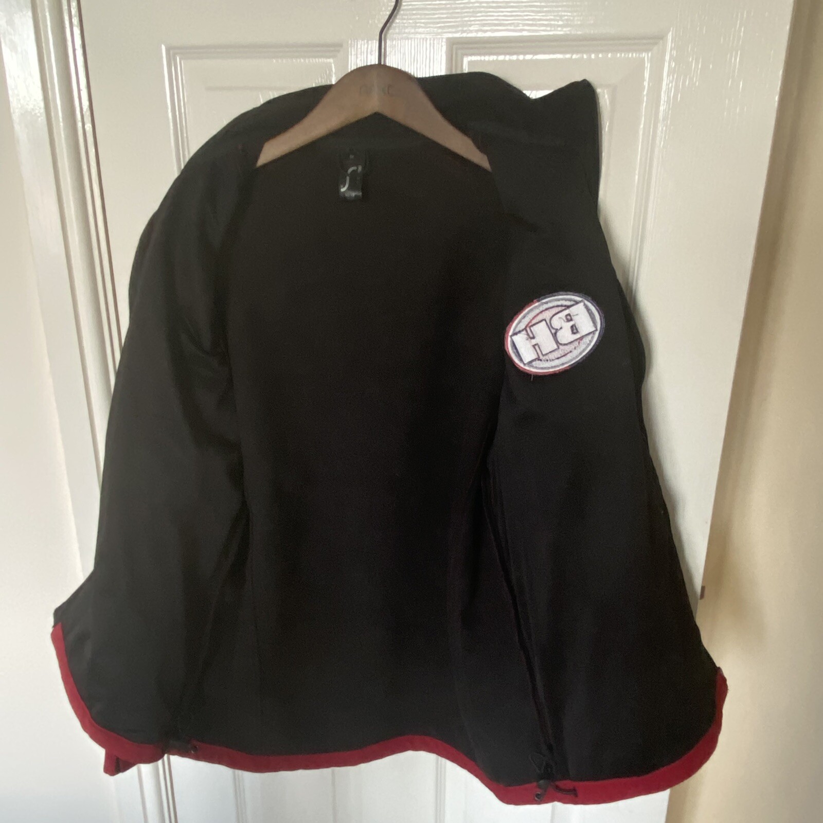 BBC TV Show Bargain Hunt Jacket/fleece Raincoat Team Red