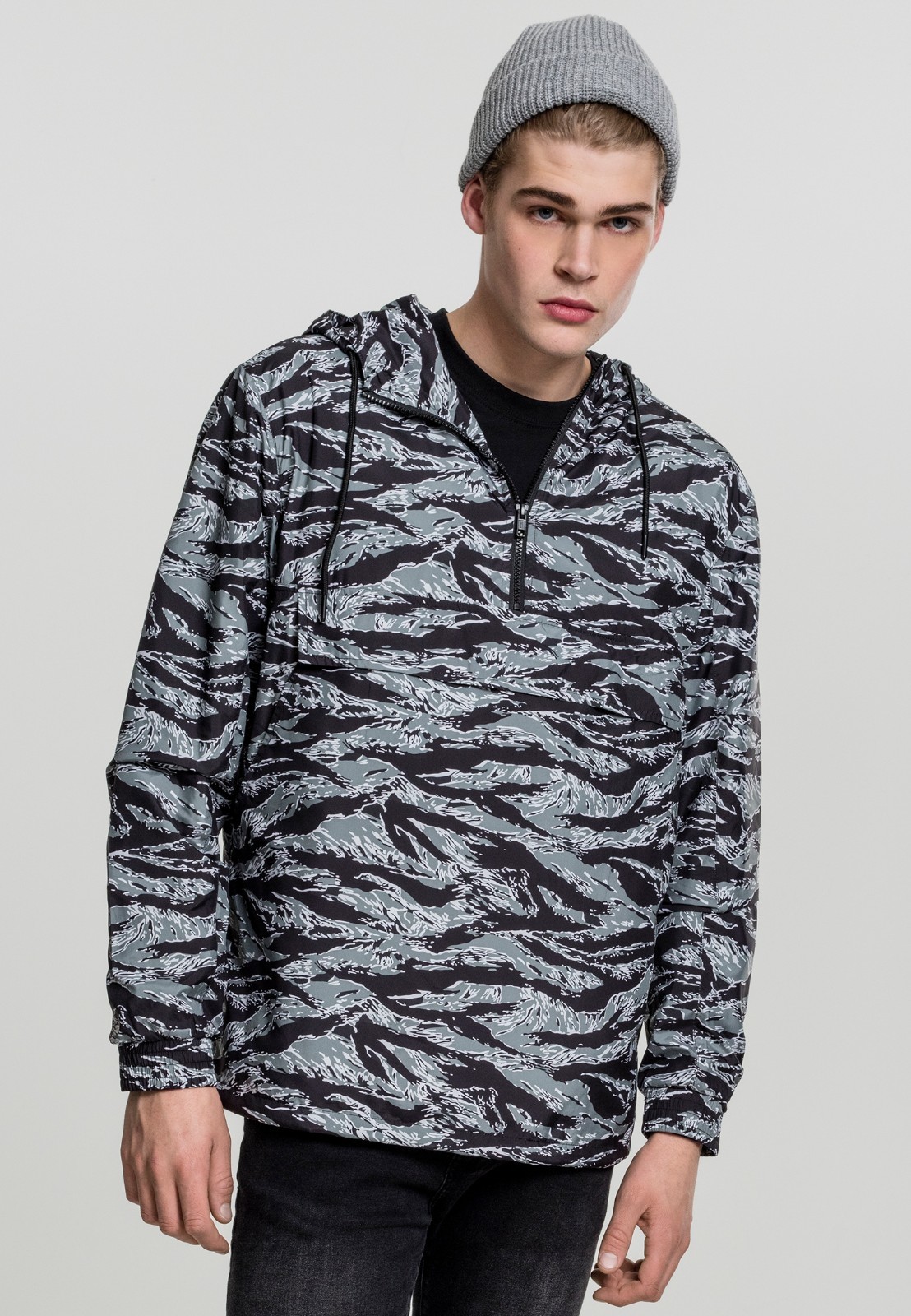 Urban Classics Chaqueta Cortavientos Hombre Tiger Camo Halar Encima Piedra