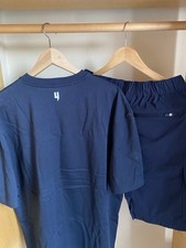 Yelir World Shorts/T-shirt Set - Top Large/Shorts Medium