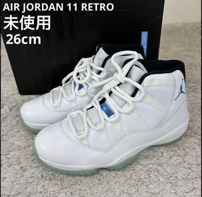 Size 8 bundle Deal 2 pairs jordan & Nike USED
