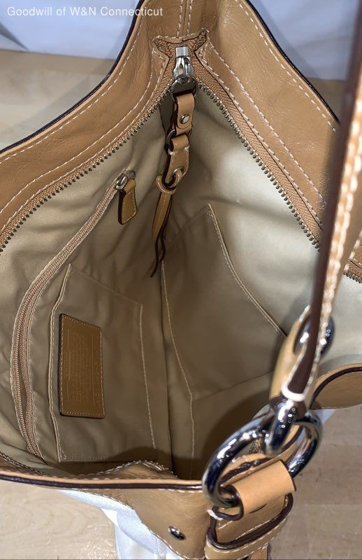 Authenticated Coach Women's Beige Basic - image 5