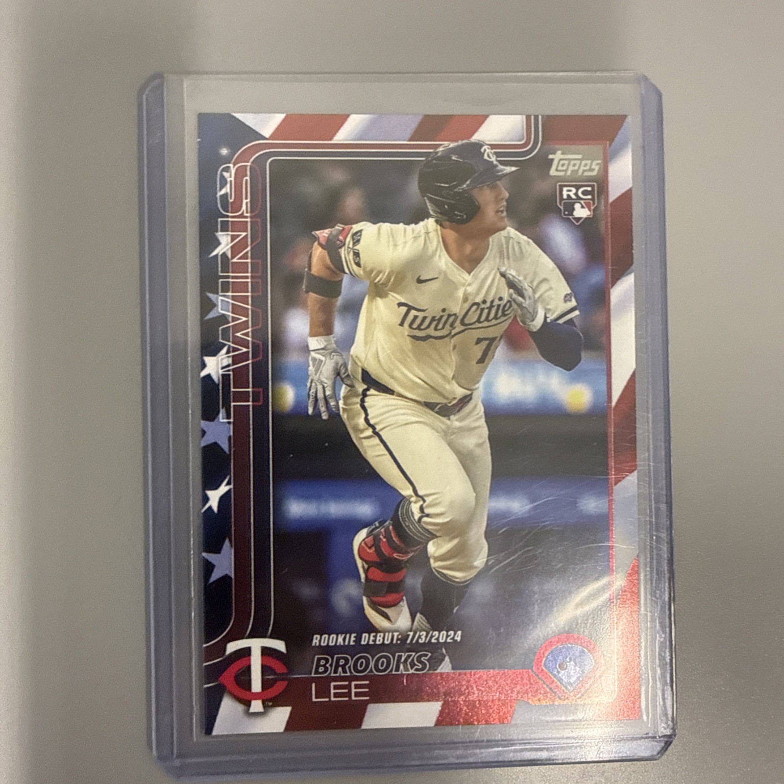 2025 Topps Series 1 Brooks Lee #317 Rookie Independence Day /76 Twins