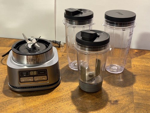 Ninja Foodi Smoothie Bowl Maker and Nutrient Extractor/Blender 1200WP SS101