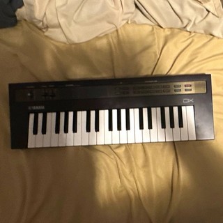 Yamaha DX reface 37 Key Keyboard Controller w/Headphone OFFERS ACCEPTED