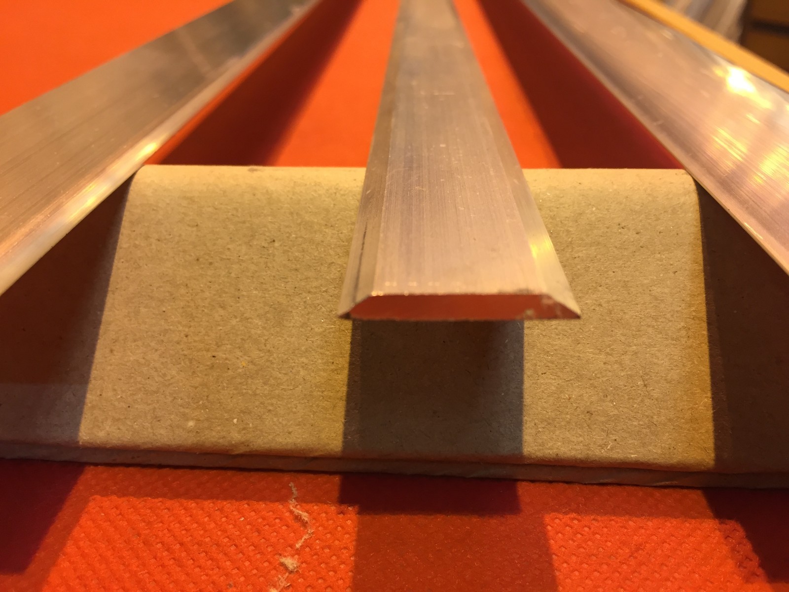 ALUMINIUM TRIM MOULDING DECORATIVE EDGING CAPPING TRIM DOUBLE BEVELLED