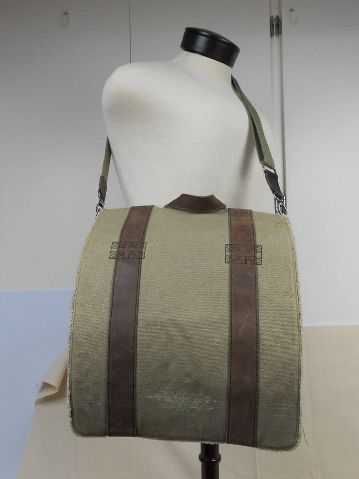 Bolso Bandolera Mensajero Ben Sherman - OD Verde Lona y Cuero - 12" x 12" x 5" Foto 2 de 4