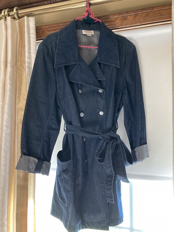 Talbots Denim 3/4 Trench Style Jacket Size 10/12 In Very Good Condition 