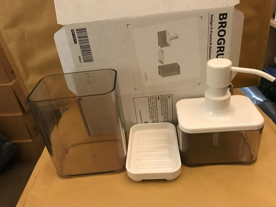 IKEA BROGRUND 3-piece bathroom set Soap dispenser,Soap dish,Toothbrush Holder - Image 4 of 4