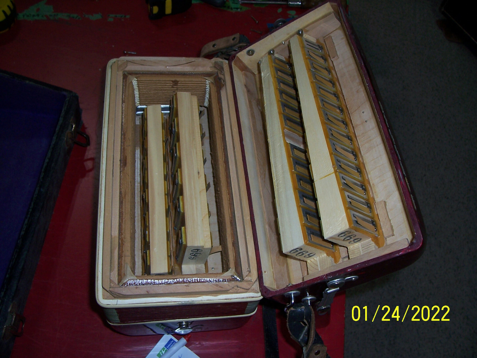 Picture 7 of 8