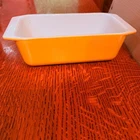 Vintage PYREX yellow with flex 1 1/2 qt Loaf Bread Pan. MADE IN USA