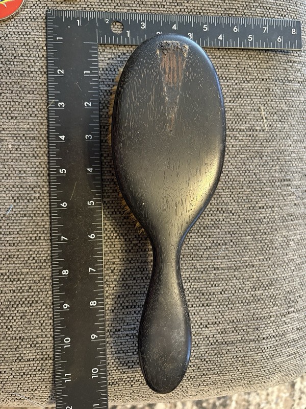 VINTAGE SUPER COLLECTIBLE  WOODEN HAIRBRUSH #1 HAIR BRUSH