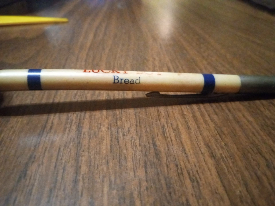 Lápiz mecánico Lucky Boy Bread de colección funciona muy bien decente EE. UU. muy raro difícil de encontrar Foto 4 de 4