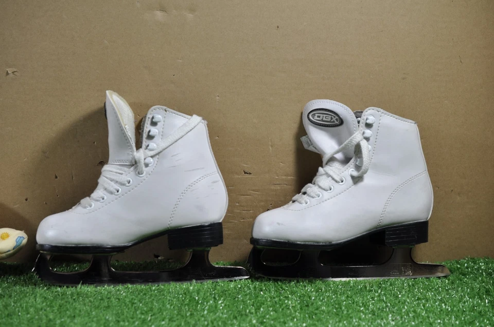 Patins bonecos de gelo infantis DBX tamanho 11 J EUA/28 EUR com protetores #151 - Imagem 2 de 4