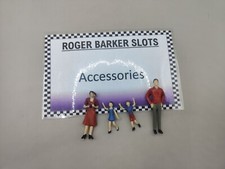 Scalextric Slot Car Scene Figures Spectators Standing Family Set 4