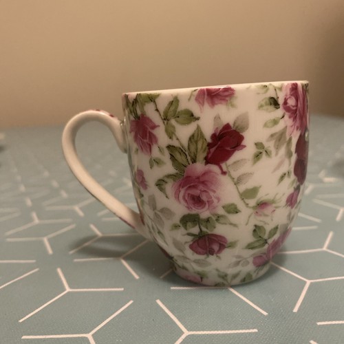 Vintage Country Corner Bone China Espresso cup & saucer Pink Floral Design - Picture 2 of 14