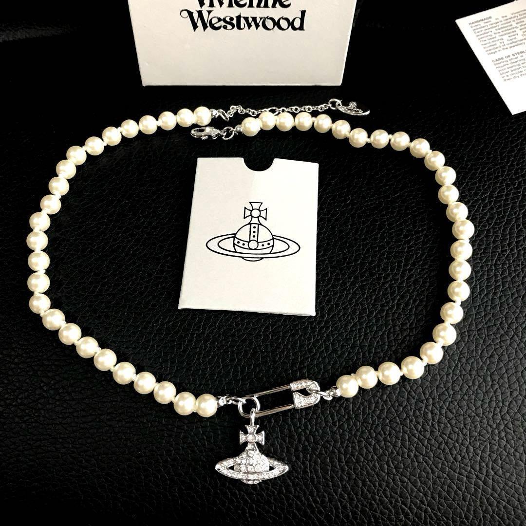 Vivienne Westwood Orb Necklace Choker White 1 Row Pearl Vivienne Westwood Orb Necklace Choker White 1 Row Pearl