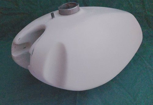 GAS TANK OSSA MOUNTAINEER NEW FIBER GLASS OSSA SUPER PIONEER - Picture 6 of 8
