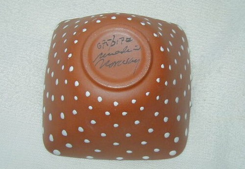 VINTAGE GRAVEREN NORSK NORWAY ART POTTERY BOWL, BROWN w WHITE DOTS, MCM - Picture 3 of 4