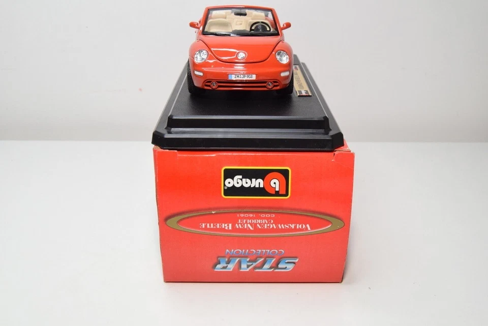 B63 1:24 BBURAGO BURAGO 16061 VW VOLKSWAGEN NUEVO ESCARABAJO CABRIOLET ROJO S... - Imagen 4 de 4