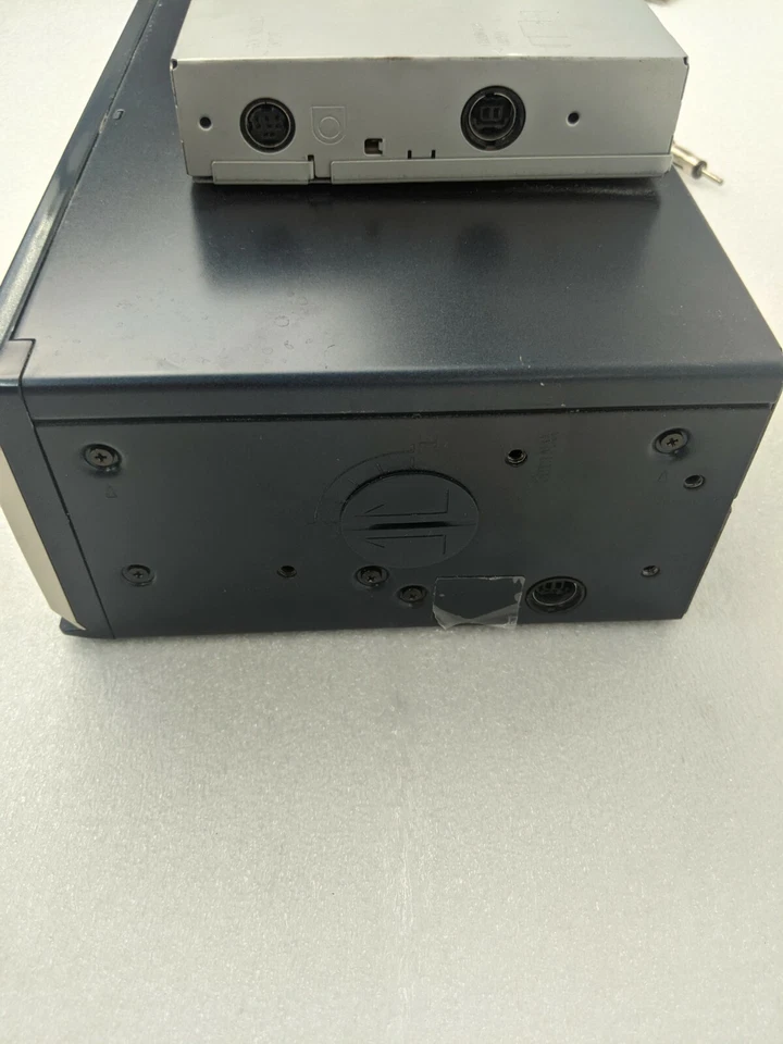 Cambiador de CD de 12 discos Harley-Davidson Foto 4 de 4